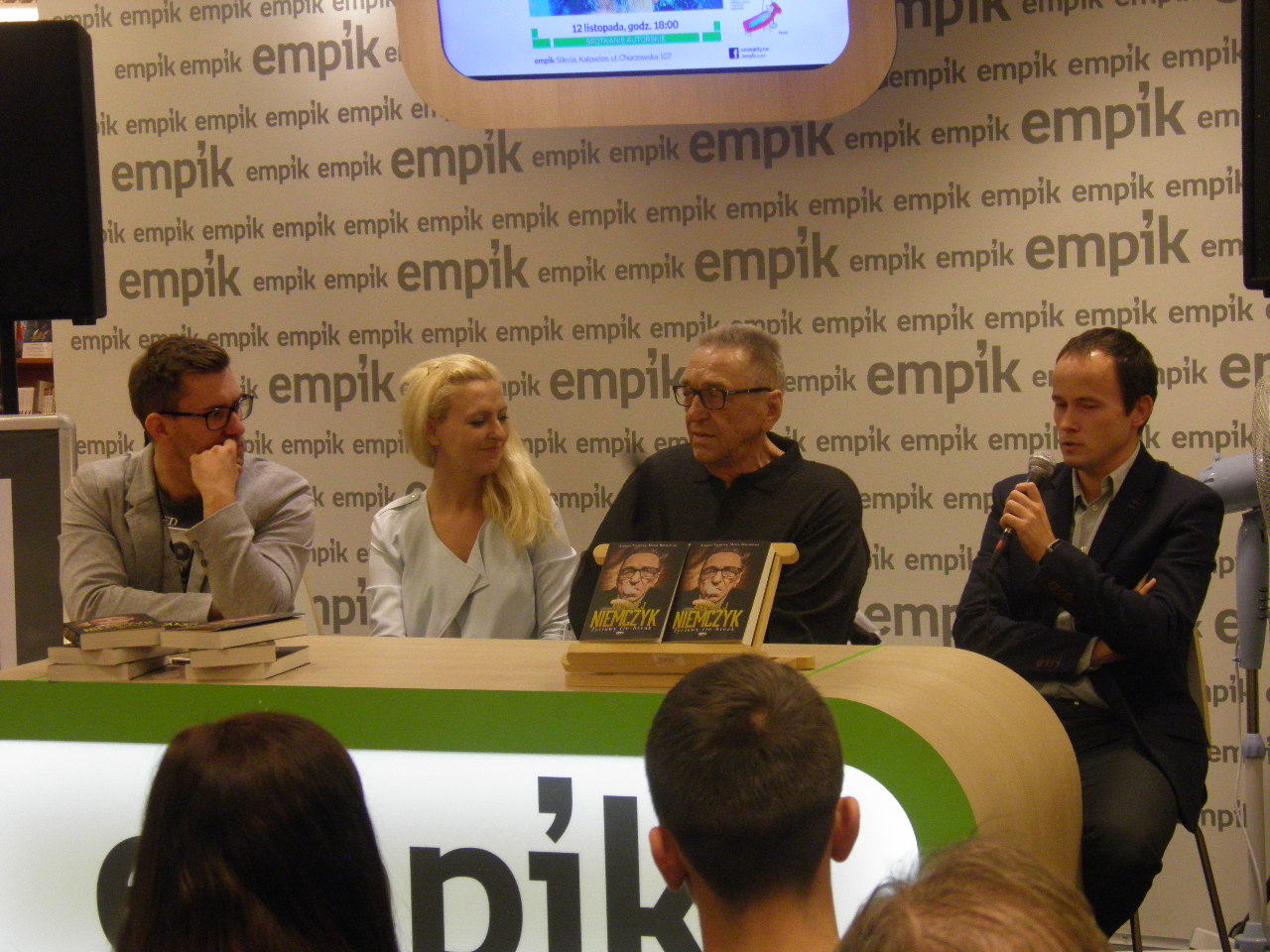 „Były sytuacje, w których milczeliśmy”. Marek Bobakowski opowiada o kulisach pisania biografii Andrzeja Niemczyka.