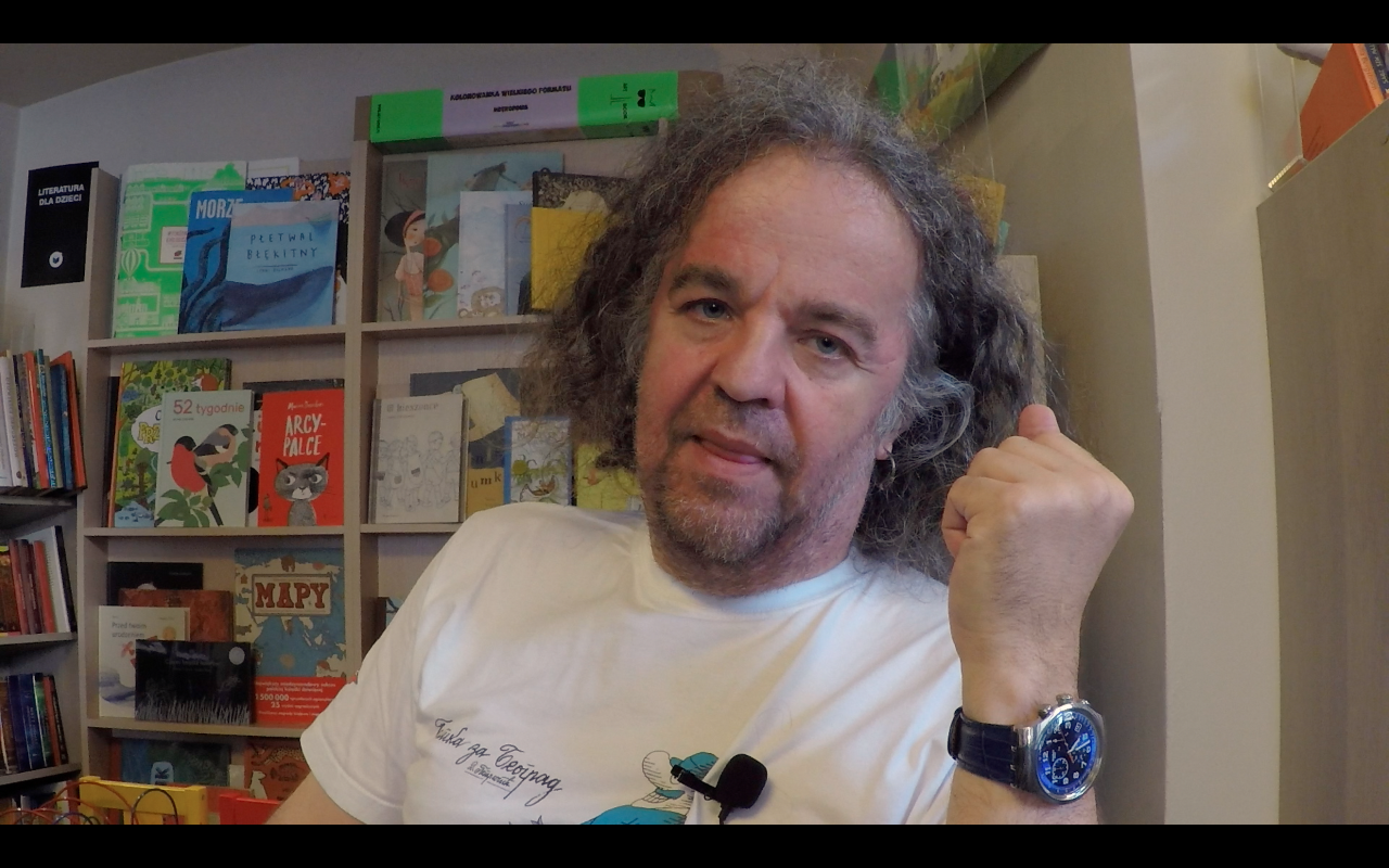 „Jestem jak szpieg. Siedzę w kawiarni i udaję, że czytam gazety.” Rozmowa z Miljenko Jergoviciem, który właśnie przebywa w Polsce.