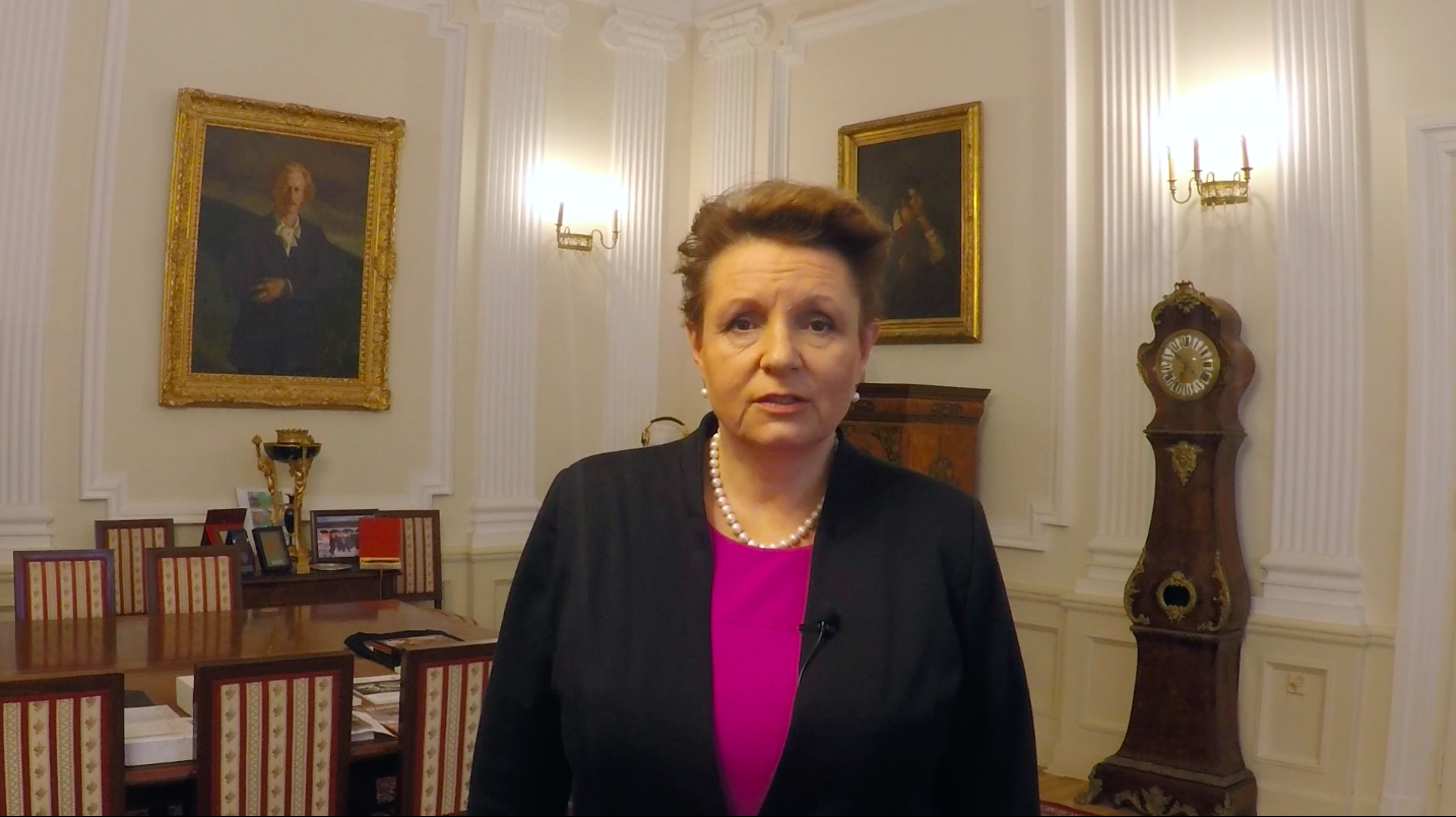 „Nowy kanon lektur? Wychowałam się na podobnym w PRL-U”.