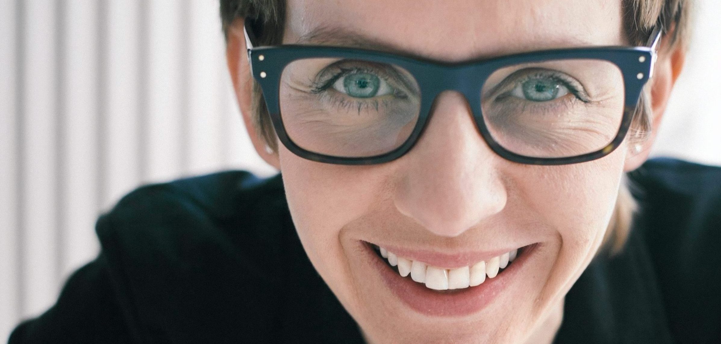 „Małgorzata Szejnert stała nade mną z batem”, rozmowa z Magdaleną Grzebałkowską