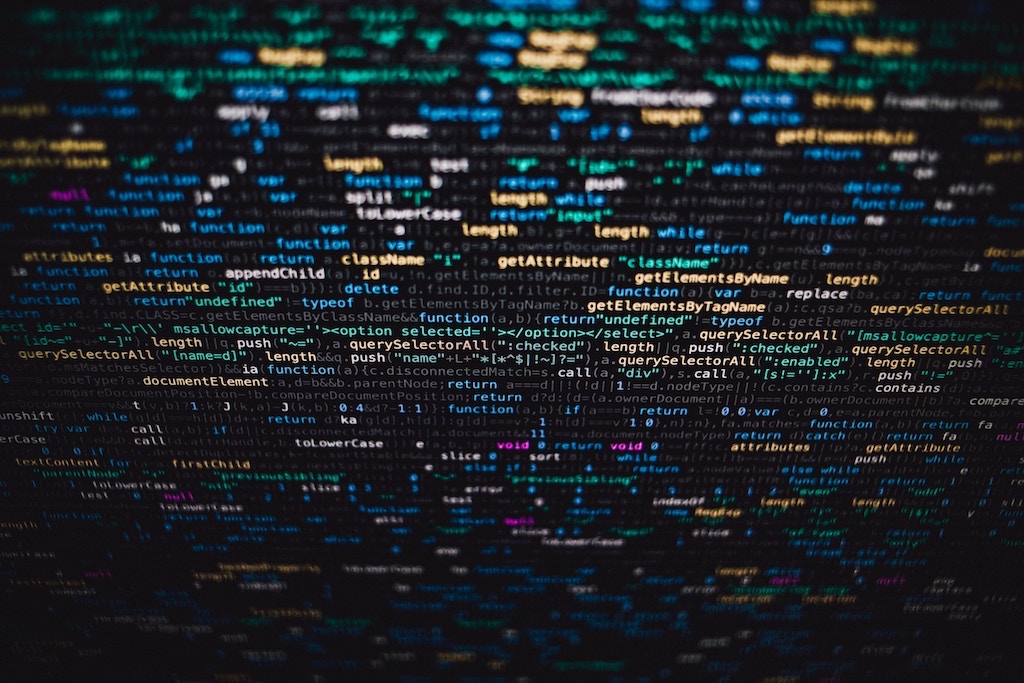 „Historia Internetu jest historią miłosną”. Rozmowa z Wojciechem Orlińskim