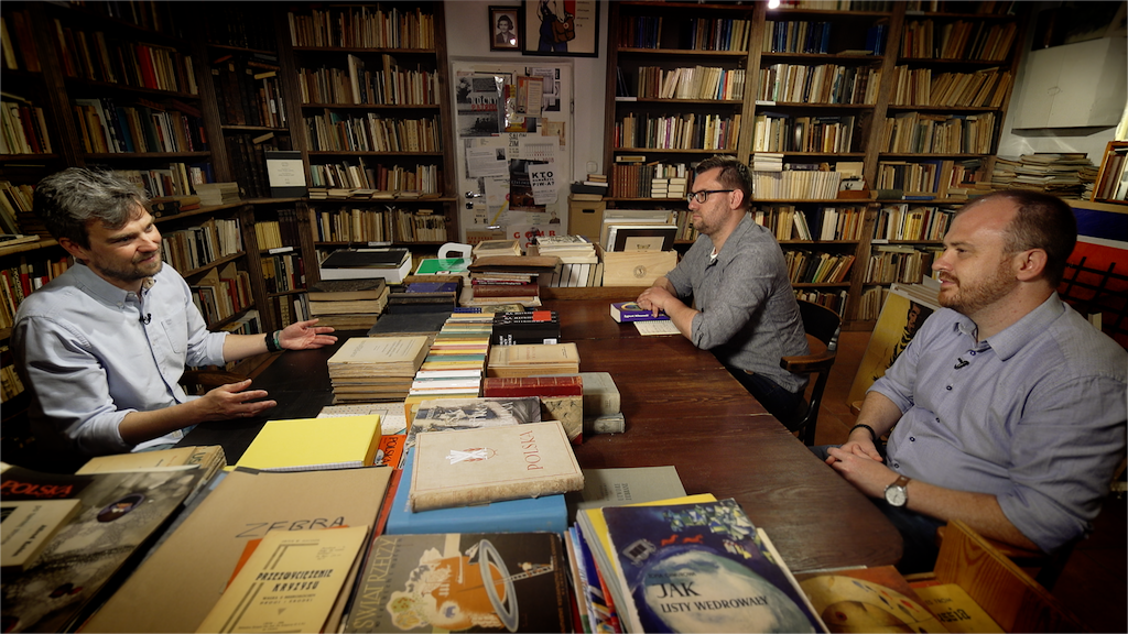 „Nie czerpię przyjemności z pisania”. Zygmunt Miłoszewski w ogniu pytań!