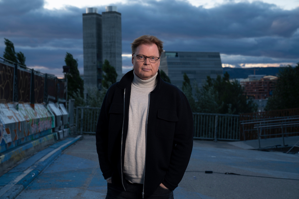 Opowieść o norweskim niepokoju – recenzja Rafała Chojnackiego