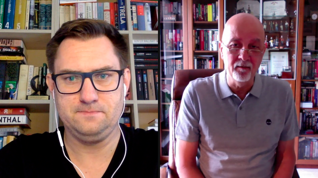 Vincent V. Severski o zamachu na Rushdiego: „Wielcy pisarze stawiają wielkie pytania. Również o religię”. [wideo]