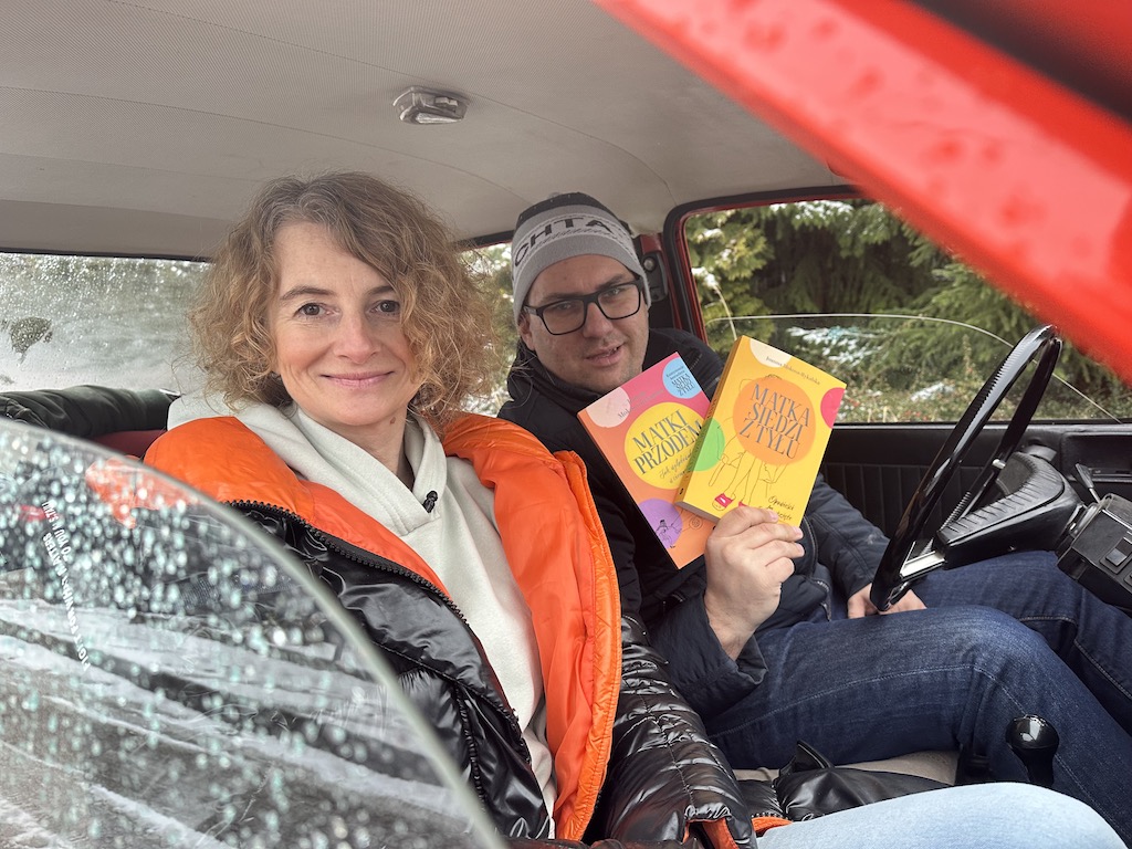 Dacią w piękny rejs, czyli matka powinna siedzieć z tyłu, a siedzi jednak z przodu!