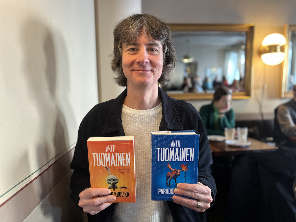 Niepoważna opowieść o poważnych sprawach – Tuomainen o „Paradoksie łosia”