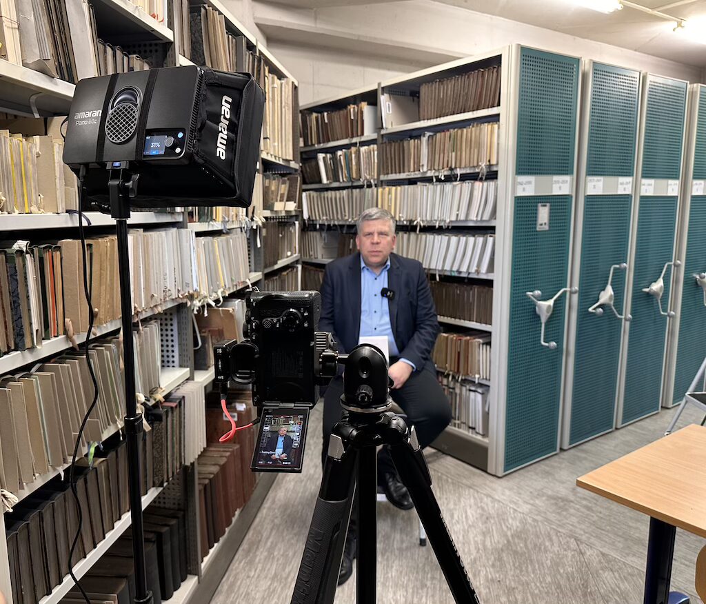 Czy Śląsk jest rozgrywany przez Warszawę? Rozowa z Tomaszem Słupikiem o „Wyznaniach Górnoślązaka”